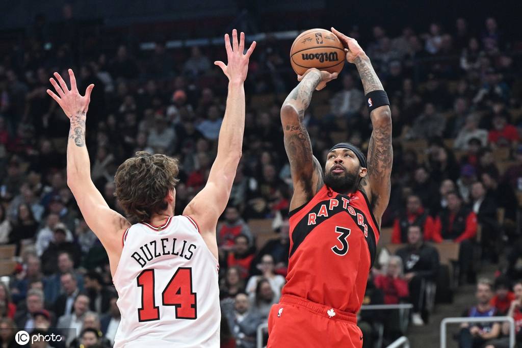 英格拉姆33+6+6西蒙斯空砍22分 猛龙胜公牛